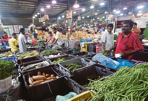 Pasar borong kl | perlu 3000 pekerja, warga tempatan didahulukan lebih 400 peniaga dan pemborong di pasar borong. EKSKLUSIF: Pendatang kaut untung | Nasional | Berita Harian