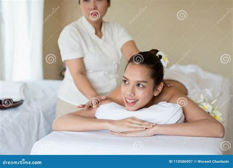 Young Beautiful Asian Woman Relaxing In The Spa Massage Stock Image Image Of Back Indoors