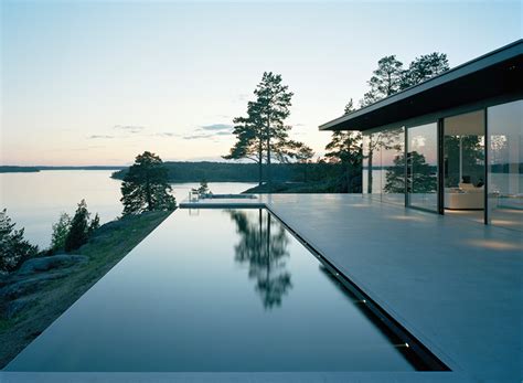 Modern Lake House By John Robert Nilsson