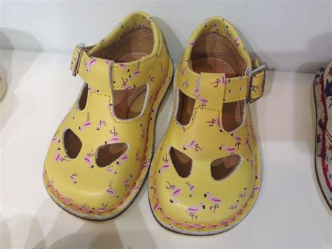 In the new collection, you will find wonderful low shoes in suede, perfection. Speciale Pitti se non ce l'hai non sei nessuno - Mammaholic