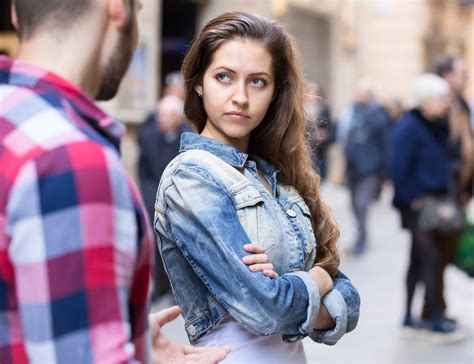 A Psychologist Reveals 5 Early Warning Signs Youre Dating A Narcissist