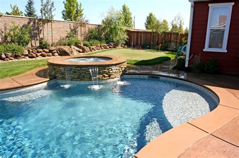 Attaching Gunite Spas To Your Swimming Pool Premier Pools And Spas