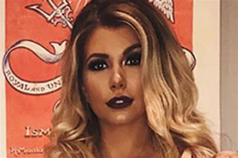 Love Island 2017 Olivia Buckland Goes Topless Daily Star