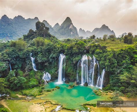 Ban Gioc Waterfall Ban Gioc Detian Falls Vietnam — Tropical Climate