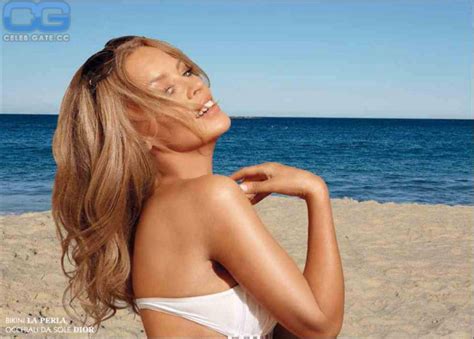 Kylie Minogue Nackt Nacktbilder Playboy Nacktfotos Fakes Oben Ohne