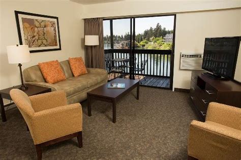 Lakeshore Inn Updated 2018 Prices And Hotel Reviews Lake Oswego Or