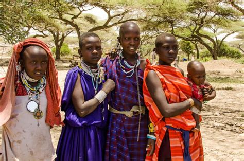 Pourquoi Visiter Un Village De Massaï En Tanzanie