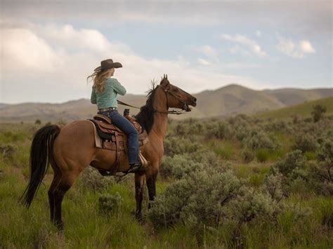 Horseback Riding Visit Pinedale Wy