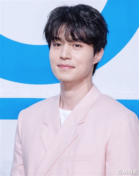 Lee dong wook is a south korean actor. Producer Lee Dong Wook Takes the Spotlight with Idol-Like Visuals at Produce X 101 Press ...