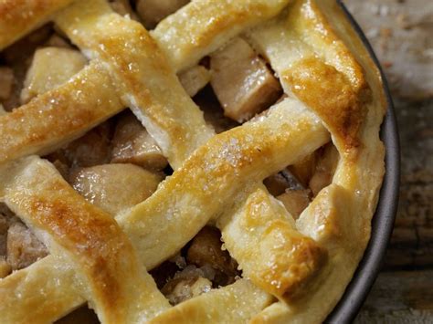 Our most trusted low cal apple dessert oatmeal recipes. Low-Calorie and Healthy Apple Pie | Recipe in 2020 | Healthy pie recipes, Apple recipes low ...