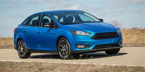 Research the 2015 ford focus st at cars.com and find specs, pricing, mpg, safety data, photos, videos, reviews and local inventory. 2015 Ford Focus Sedan facelift unveiled: new rear end