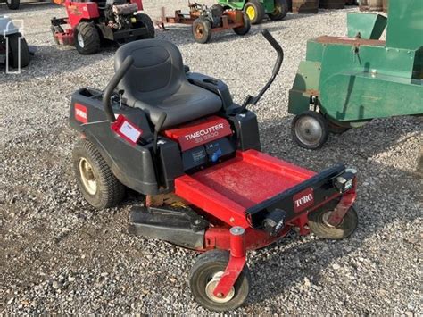 Toro Timecutter Ss3200 Lot 2469 August Consignment Auction Ring 2