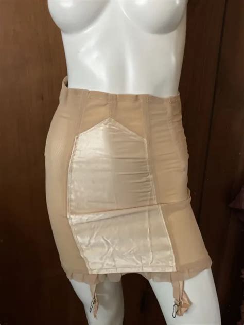 Rare Vintage 1940s Venus Twinette Peach Corset Girdle Skirt Open Bottom Garters 450 00 Picclick