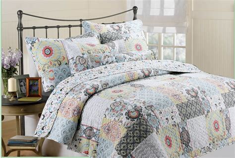 It's amazing how just a new bedding set can transform your room! Spring is coming Hypoallergenic 3 piece quarter Quilt Set ...