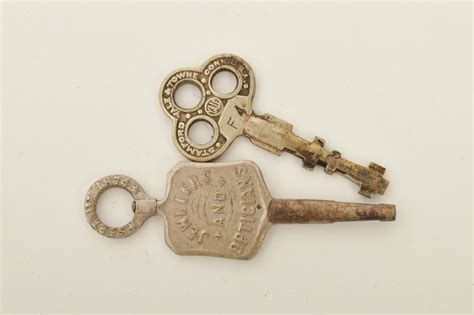 Vintage Keys Ebth