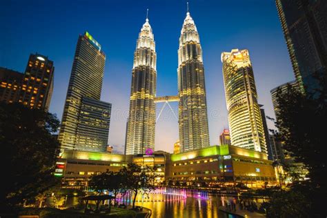 Petronas Twin Towers The Tallest Buildings In Kuala Lumpur Editorial