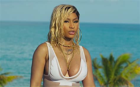 Nicki Minaj Is The Queen Of The Beach Looks In The New Video Bed