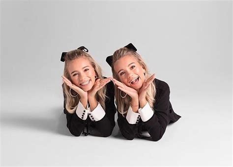 They make short videos, especially of lip syncing, on social media outlets such as tiktok, instagram and twitter. Lisa and Lena photoshoot | Lisa, Lena, Bilder menschen