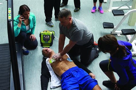 Hoe Gebruik Je Een Defibrillator Lees Hier Hoe Je Levens Kan Redden