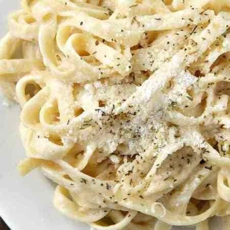 A couple of people seem confused and think i duplicated my question. How to make fettuccine alfredo just like from Olive Garden ...