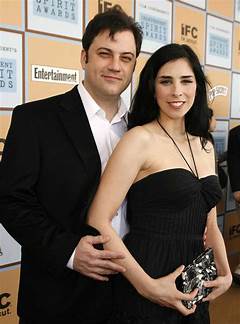 A Glimpse Into Sarah Silvermans Relationships From Jimmy Kimmel To Fred Armisen