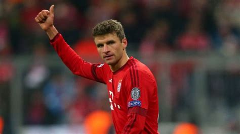 Müller plays a variety of roles on the ground as an attacking midfielder, second striker, and center forward on either wing. Thomas Muller - Barcelona no better than Bayern Munich ...
