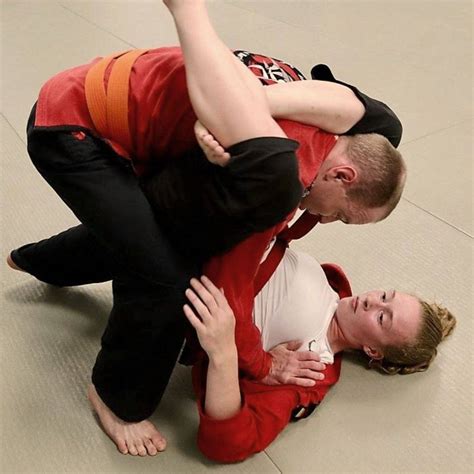 Women S Self Defense Classes In Minneapolis St Paul Minnesota Warrior S Cove Martial