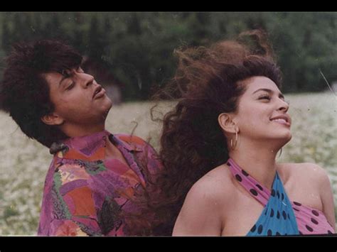 15 Flashback Pictures Of Shahrukh Khan And Juhi Chawla From The Movie