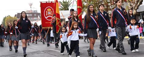 Discogs에서 glorias navales의 릴리스를 둘러보세요. DESFILE DE GLORIAS NAVALES - COLEGIO HISPANO