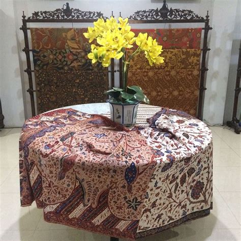 Oh ya nak tau dekat mana kami ambik gambar ni??? Motif Batik Bunga Untuk Taplak Meja - Batik Indonesia