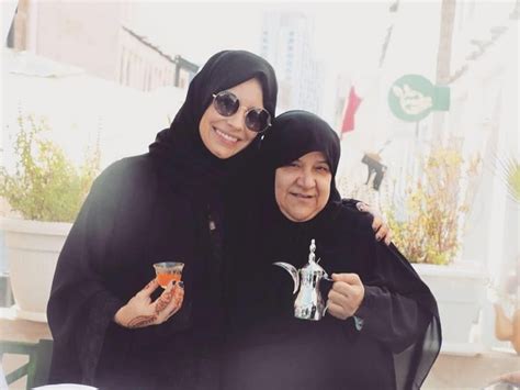 Cantiknya Evangeline Lilly Bintang Ant Man Saat Pakai Hijab Di Qatar