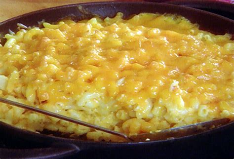 The Ladys Cheesy Mac Recipe Sour Cream Macs And Cheese