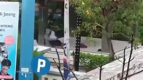 Viral Video 14 Detik Sepasang Remaja Mesum Di Taman Garuda Kendal