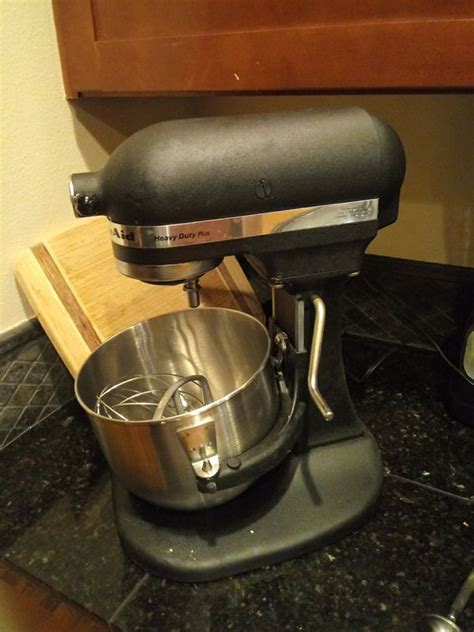 How to fix kitchenaid mixer if the machine won't turn on, the beaters are hitting the bottom of the bowl or the worm gear needs replacing (with video). Kitchenaid heavy duty plus mixer for Sale in Seattle, WA ...