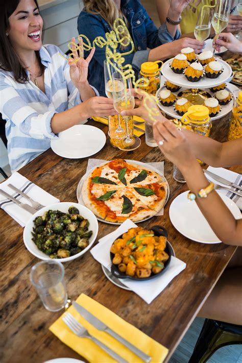 There really is no harm in putting yourself out there and expanding your friend circle. Bumble BFF Pizza & Prosecco Party | Bumble bff, Prosecco ...