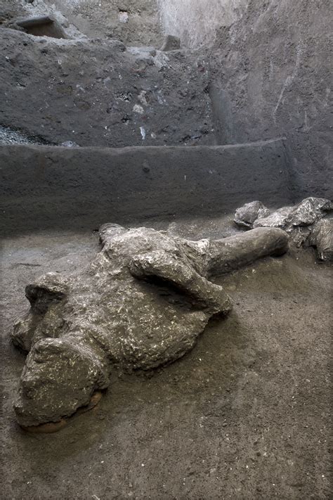 Nearly 2000 Years On Bodies Of Man Slave Fleeing Volcano Found At