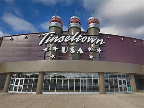Your favourite movie popcorn and treats are available for delivery and pick up through uber eats, skip the dishes and doordash or do theatre takeout. Cinemark Reopens Tinseltown USA Theater In North Aurora ...