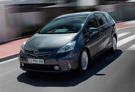 Find this hybrid at a toyota dealership near you, or build and price your own online today. Toyota Prius Plus Review (2021) | Parkers