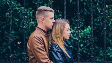 Why You Shouldnt Avoid Conflict In A Relationship Popsugar Love And Sex