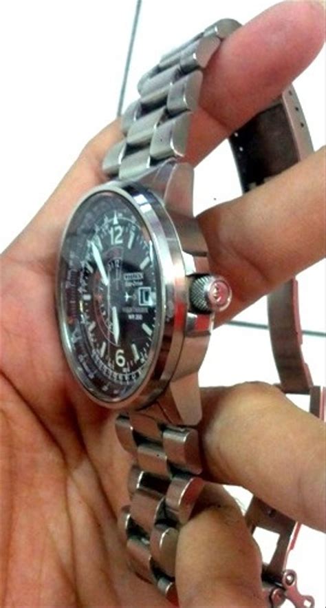 Harga jam tangan iwc online sangat murah, jauh lebih murah daripada yang dijual di mall atau toko jam konvensional dengan kualitas yang sama. Jual jam tangan Citizen Eco-Drive NightHawk WR200 di lapak ...