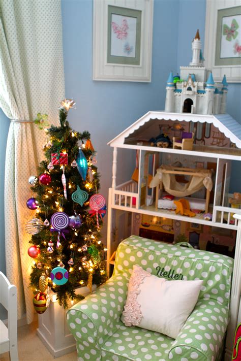 Your kids should be excited about going to their rooms with children's furniture and décor. Easy Kids' Room Christmas Ideas {Part-2} | KidSpace Interiors