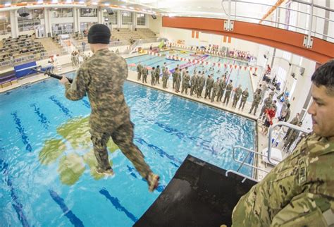 17 Photos That Show That The Militarys Water Survival Training Is No