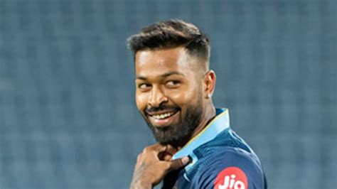 If You Are Leading In The Ipl You Can Lead India Sanjay Manjrekar On Hardik Pandya Cricket