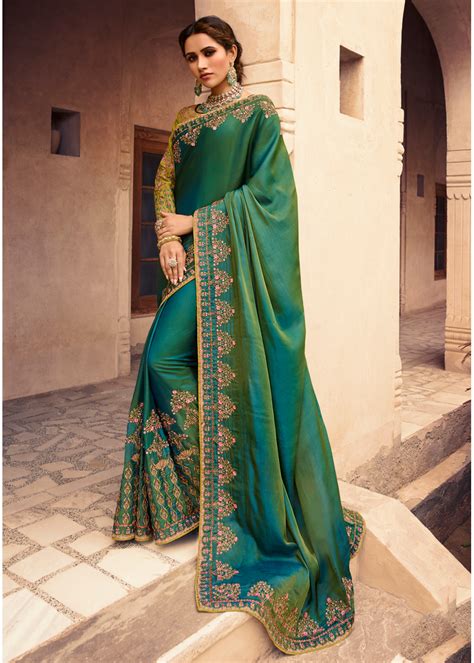 Whether you're trying to learn more about the psychology behind colors or you're a budding artist trying to mix colored paints together to make a masterpiece, it's imperative to know a bit about primary and secondary colors and how to mix t. Peacock Green Color Heavy Silk Designer Saree