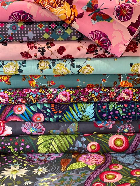 Fabric Packs Kits And Panels Annamaria Horner Pack Tamborine To Tilba