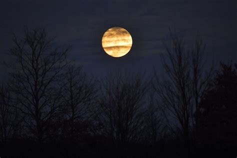 New Years Day Super Moon What Is The Wolf Moon And When Is It Happening