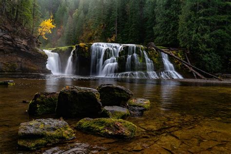 Lower Lewis River Falls In Autumn Smithsonian Photo Contest