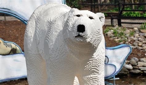 10 Amazing Lego Animal Sculptures Hop To Pop