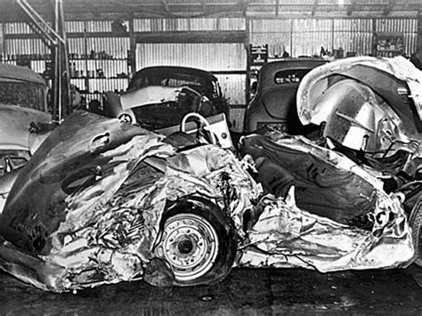 Haunting Photographs From James Deans Fatal Car Wreck In 1955