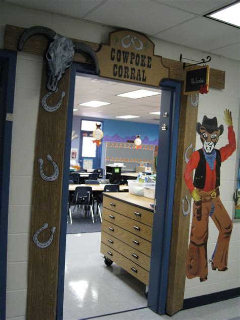 Pin By Vicki Battle On Education Classroom Decorations Classroom